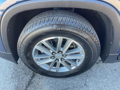 2023 Chevrolet Traverse LT