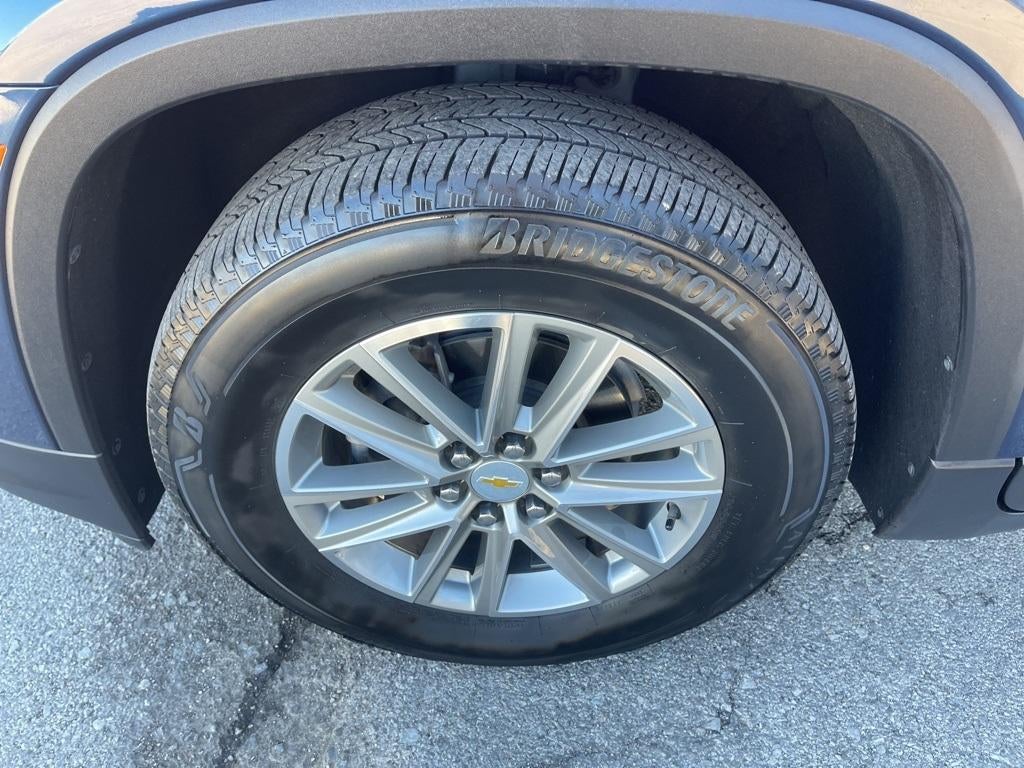 2023 Chevrolet Traverse LT