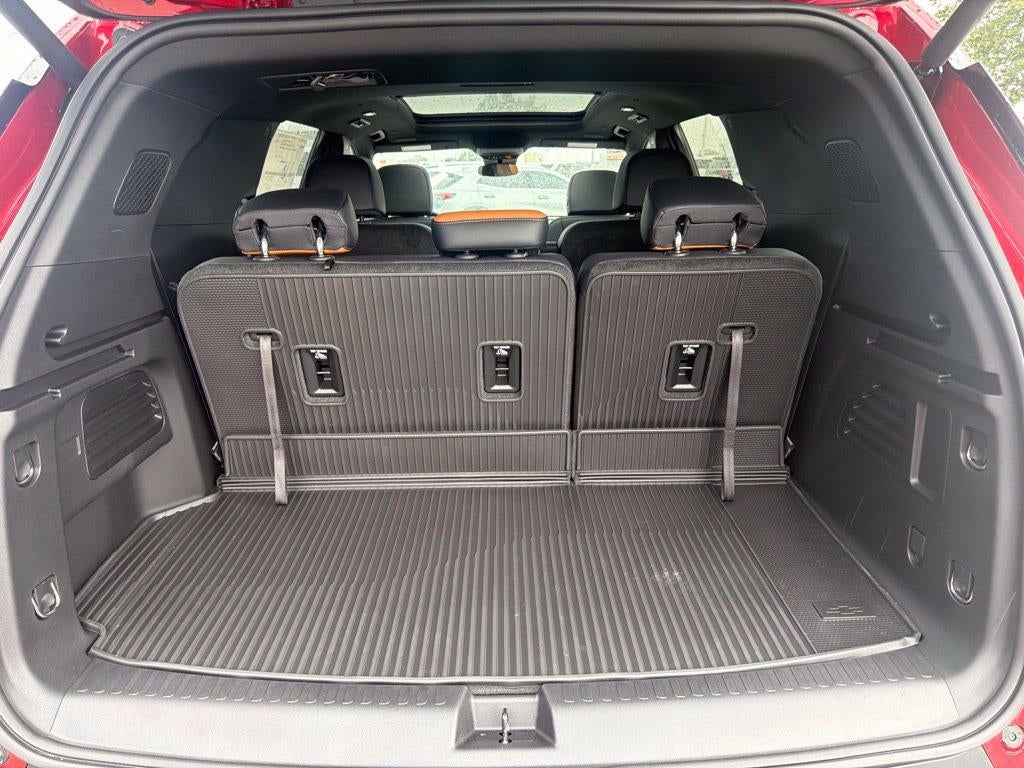 2027 Chevrolet Traverse Z71 - Photo 11
