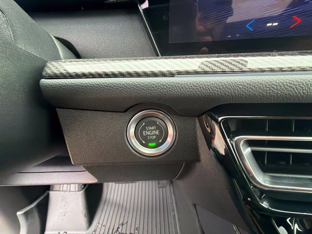 2027 Chevrolet Traverse Z71 - Photo 30
