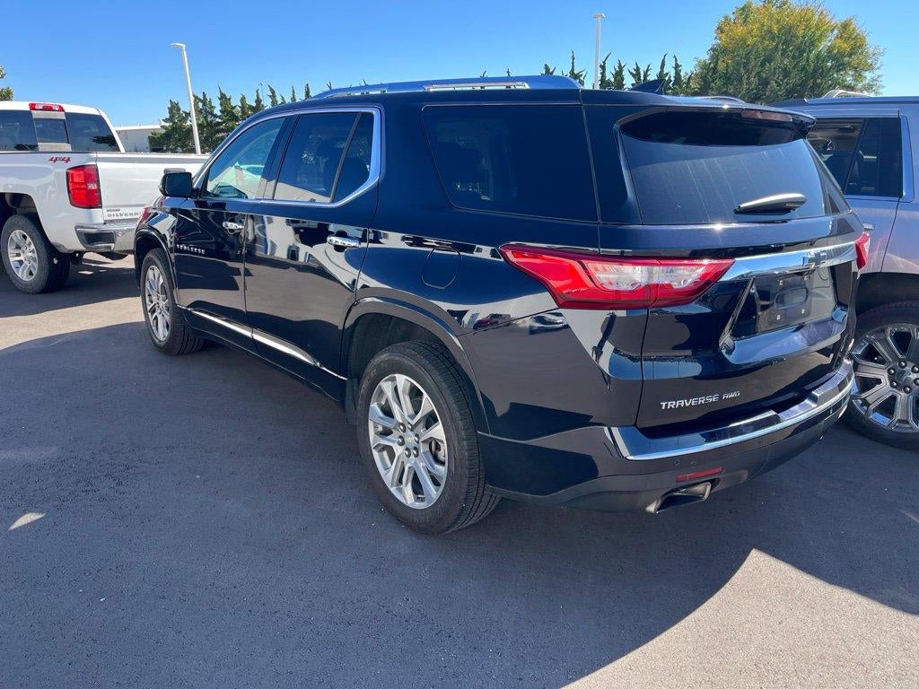 Used 2020 Chevrolet Traverse Premier with VIN 1GNEVKKW3LJ151859 for sale in Kansas City