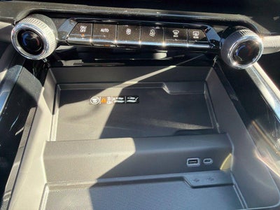 2027 Chevrolet Suburban RST