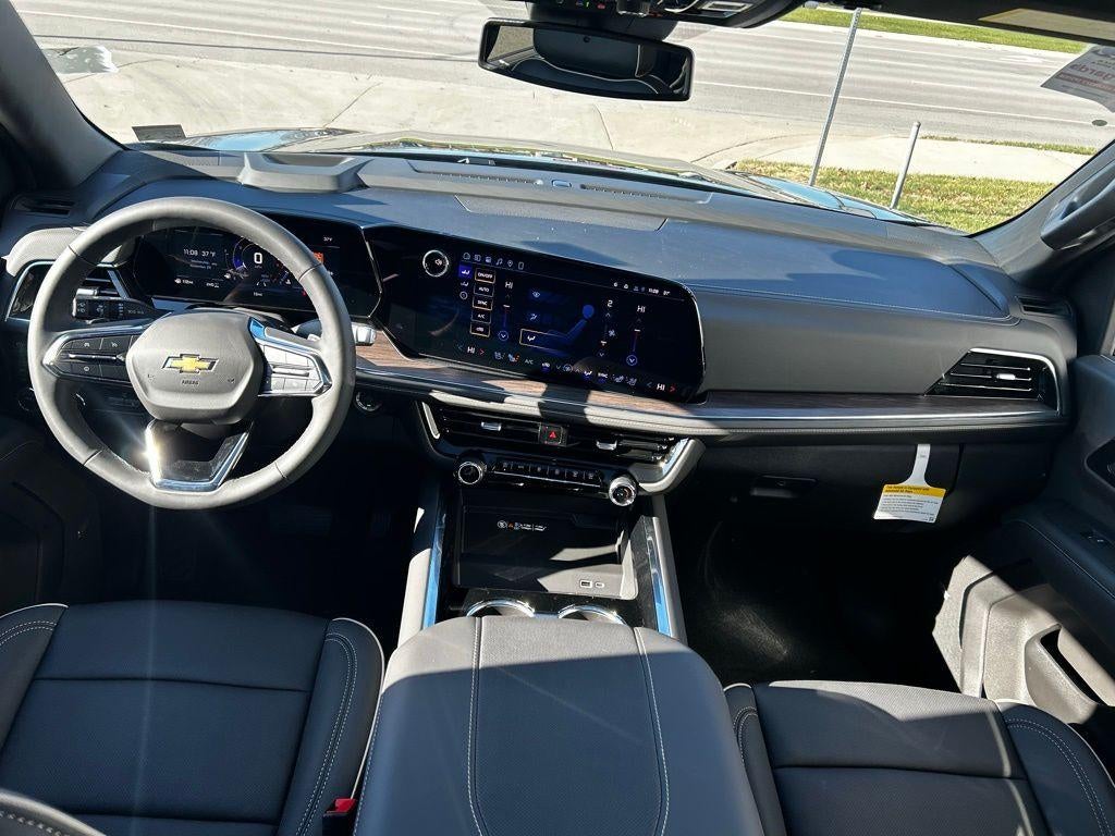 2026 Chevrolet Suburban Premier - Photo 21