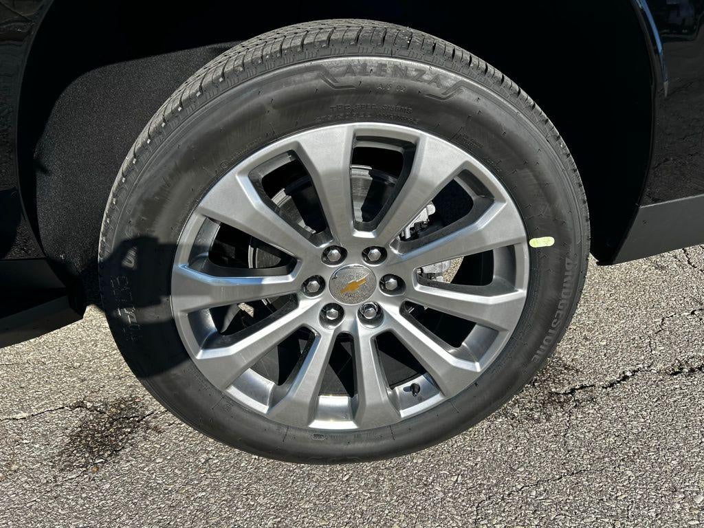 2026 Chevrolet Suburban Premier - Photo 29