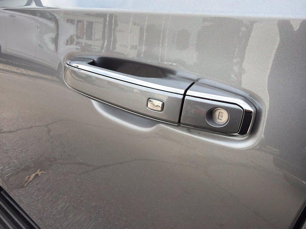 2027 Chevrolet Tahoe Premier - Photo 11