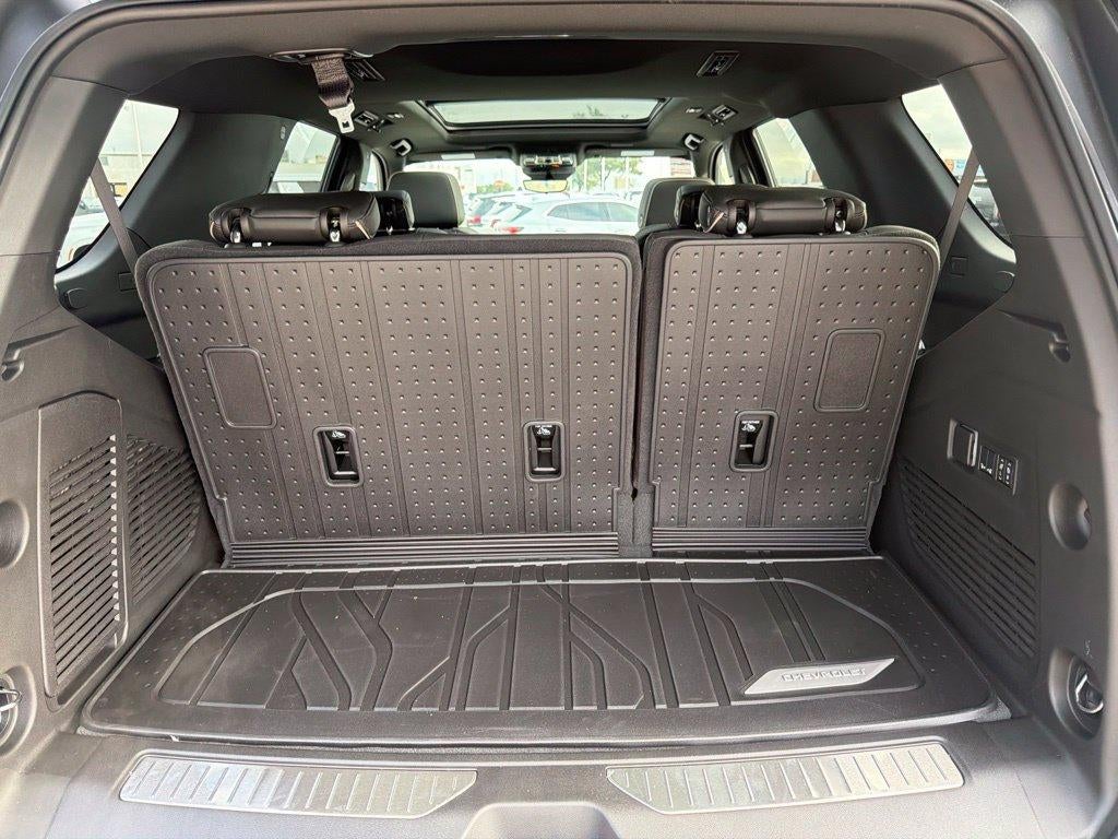 2027 Chevrolet Tahoe Premier - Photo 12