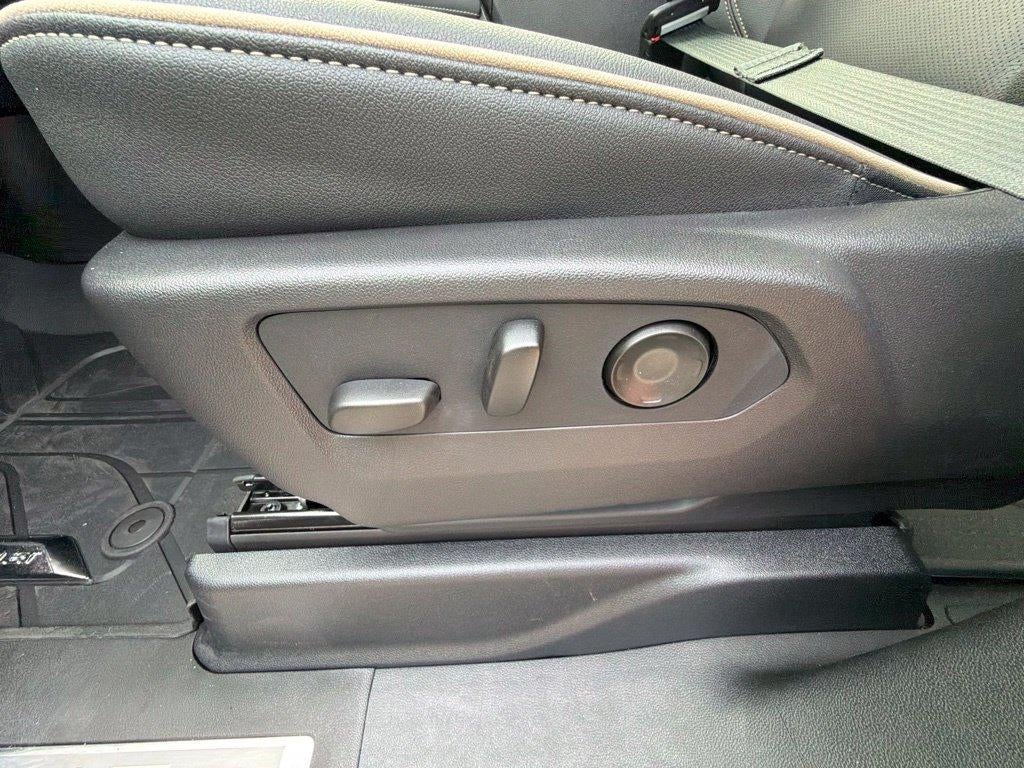 2027 Chevrolet Tahoe Premier - Photo 22