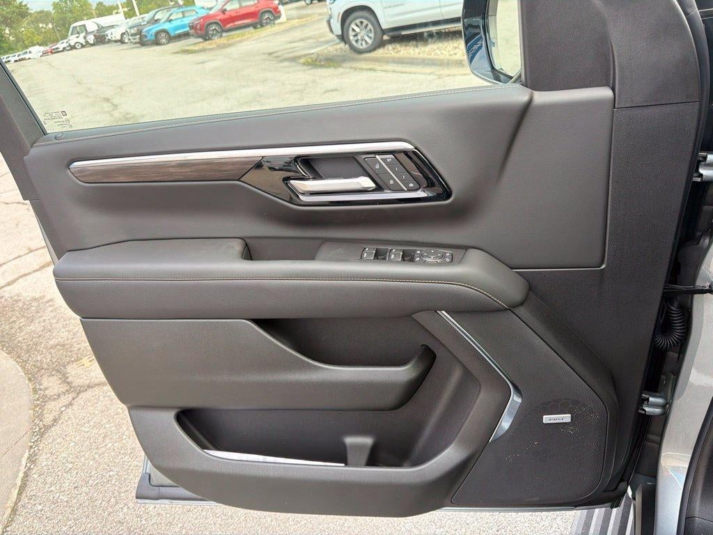 2027 Chevrolet Tahoe Premier - Photo 36