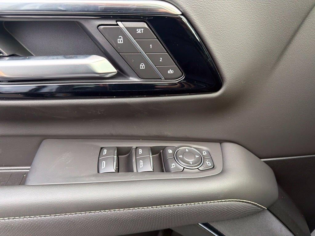2027 Chevrolet Tahoe Premier - Photo 37
