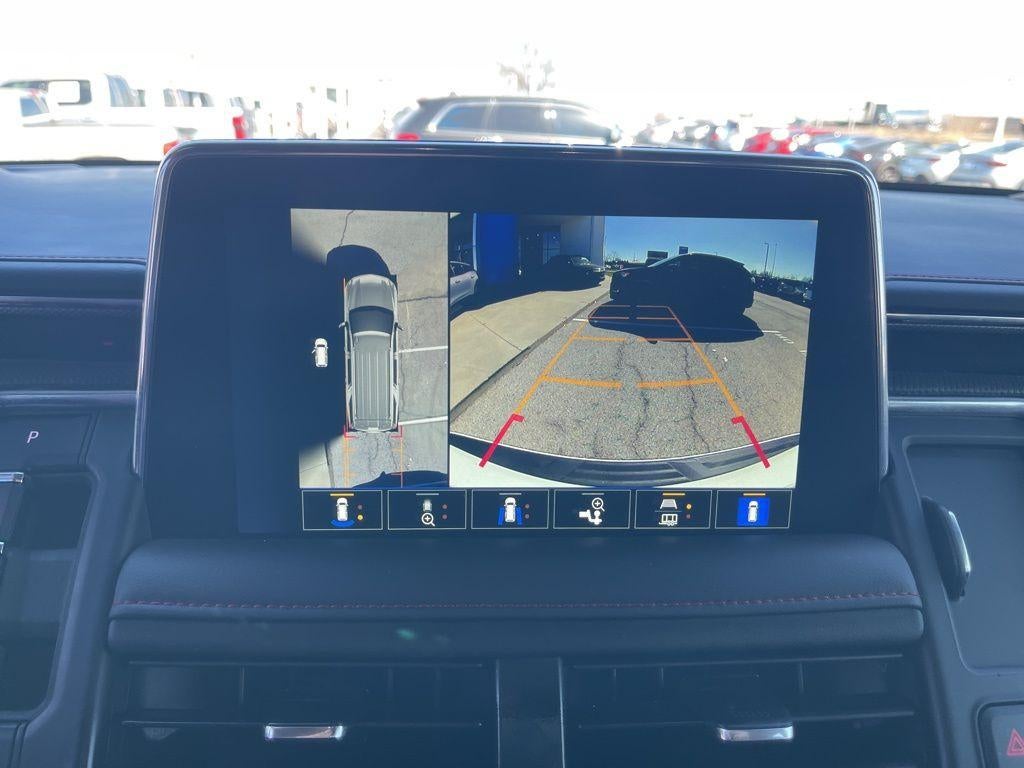 2024 Chevrolet Suburban RST