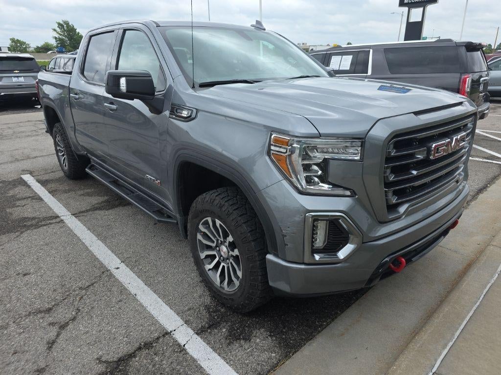 2022 GMC Sierra 4WD Crew Cab Short Box AT4's photo