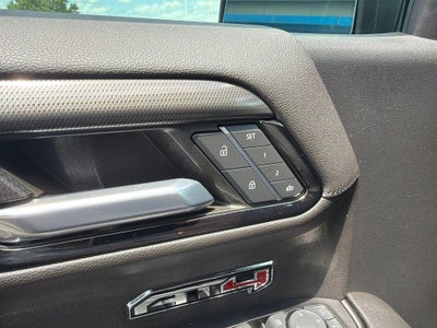 2023 GMC Sierra 1500 AT4