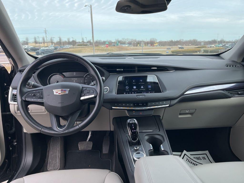 2023 Cadillac XT4 Luxury