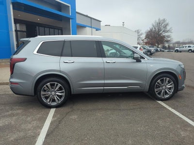 2025 Cadillac XT6 Premium Luxury