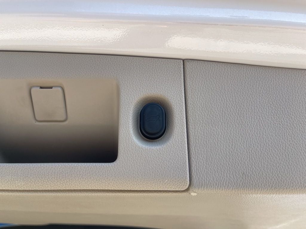 2017 Cadillac Escalade Base