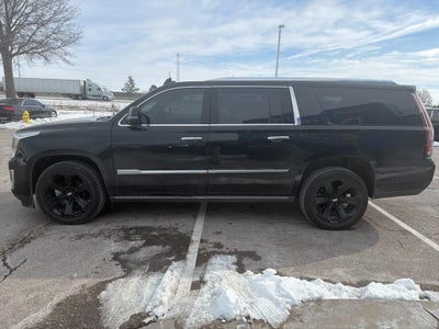 2019 Cadillac Escalade ESV Platinum Edition