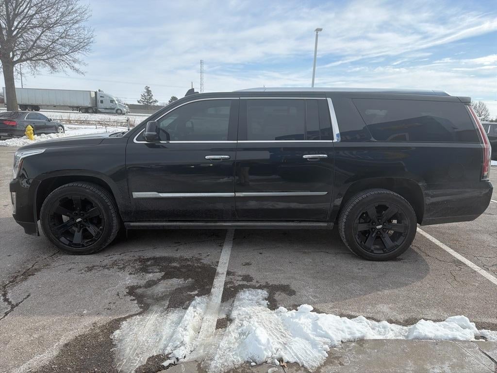 2019 Cadillac Escalade ESV Platinum Edition