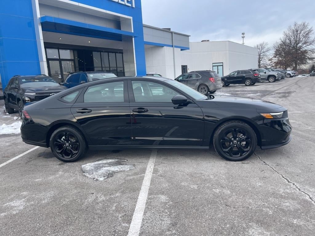 Used 2025 Honda Accord SE with VIN 1HGCY1F44SA064871 for sale in Kansas City