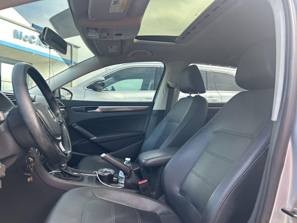 2016 Volkswagen Passat 1.8T SE