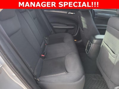 2022 Chrysler 300 Touring