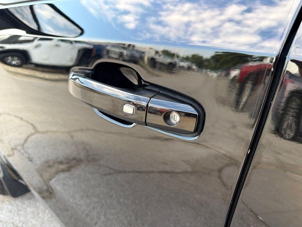 2024 Chevrolet Silverado 1500 LT - Photo 11