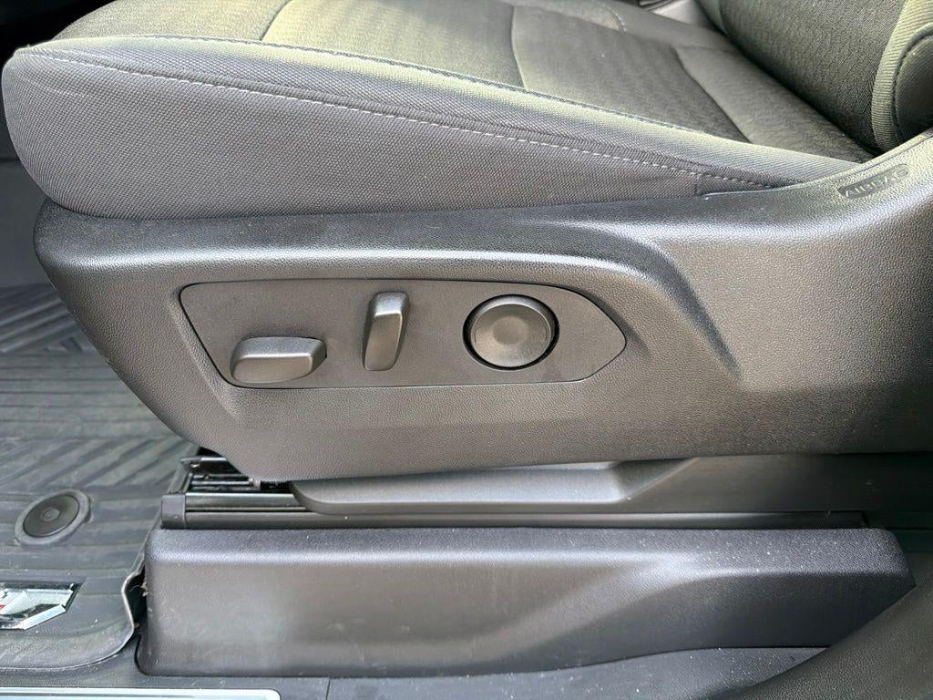 2024 Chevrolet Silverado 1500 LT - Photo 19