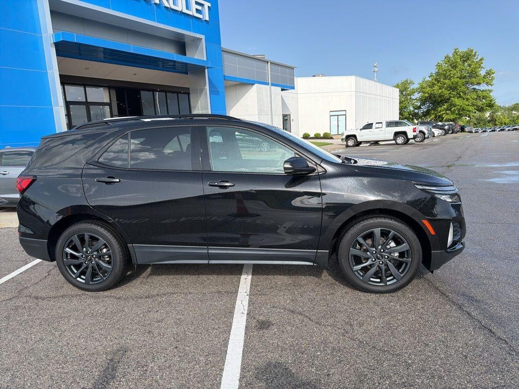 Certified 2022 Chevrolet Equinox RS with VIN 2GNAXMEV2N6117418 for sale in Kansas City