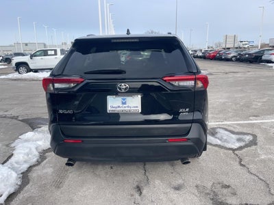 2020 Toyota RAV4 XLE
