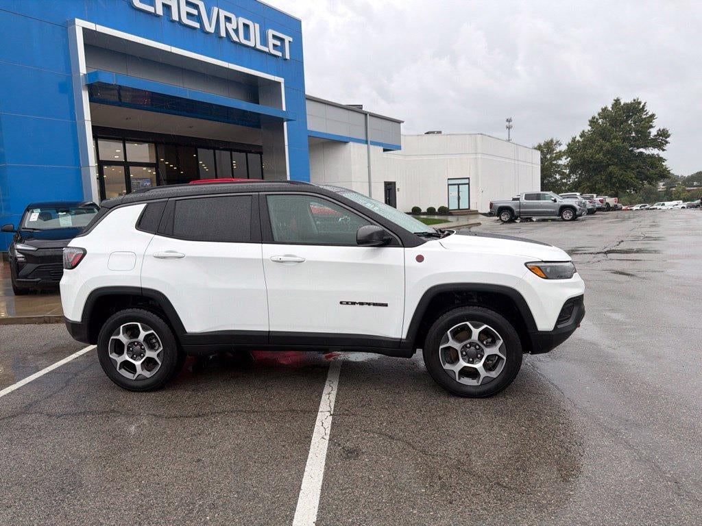 Used 2022 Jeep Compass Trailhawk with VIN 3C4NJDDB8NT161258 for sale in Kansas City