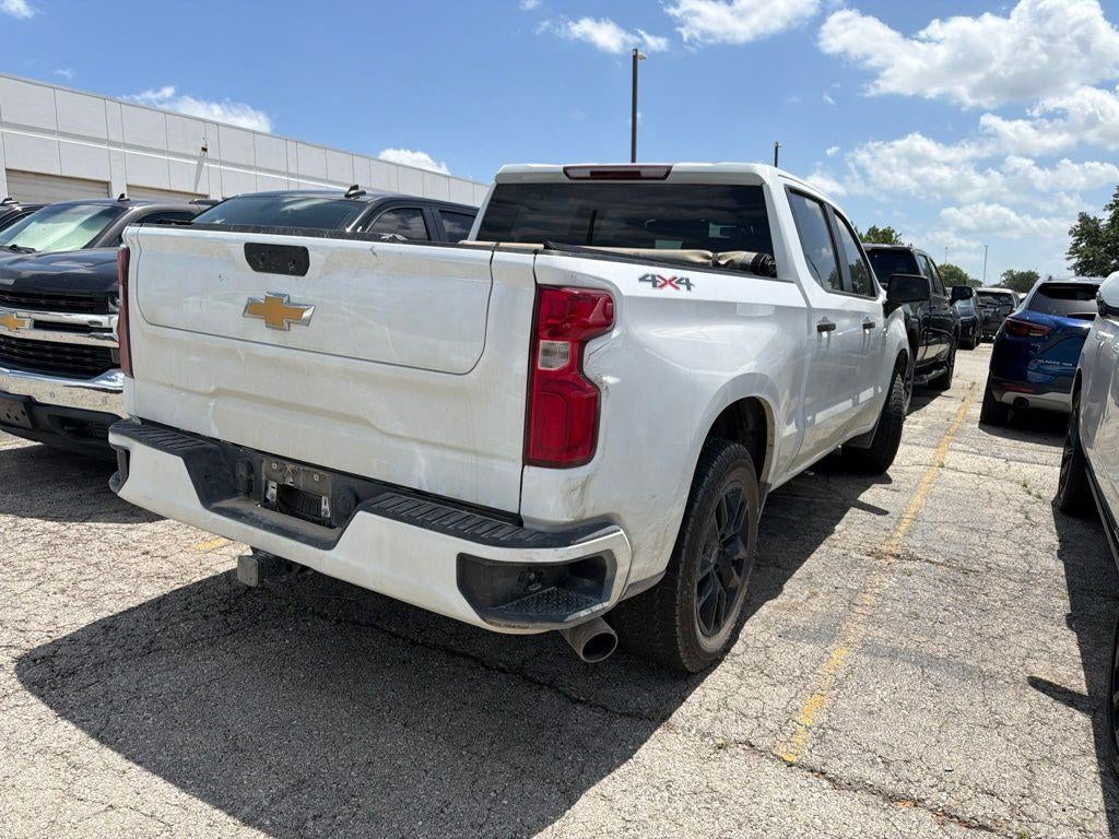 Used 2021 Chevrolet Silverado 1500 Custom with VIN 3GCPYBEKXMG444856 for sale in Kansas City