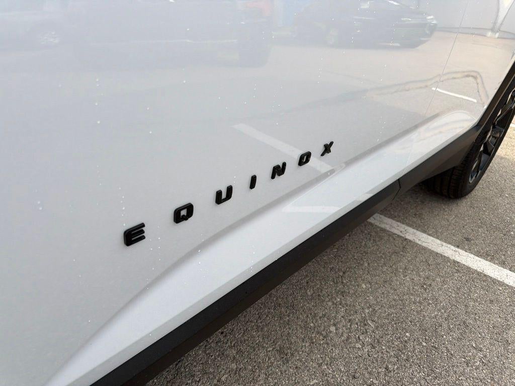 2027 Chevrolet Equinox RS - Photo 10