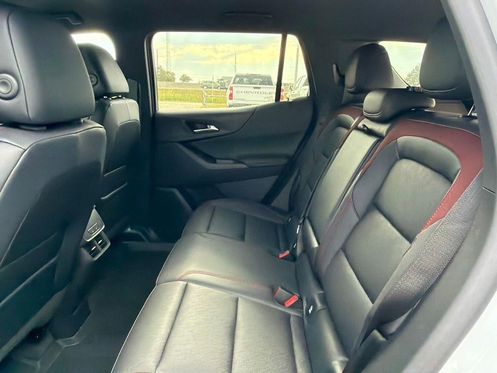 2027 Chevrolet Equinox RS - Photo 14
