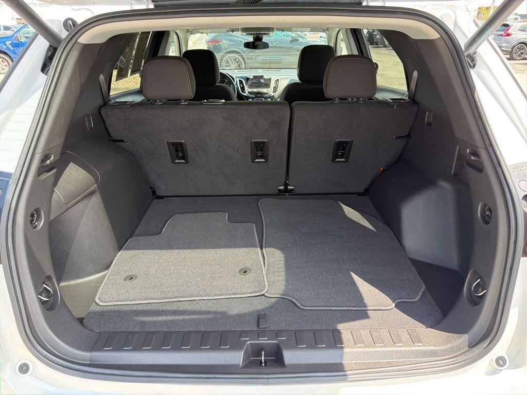 2022 Chevrolet Equinox LT - Photo 12