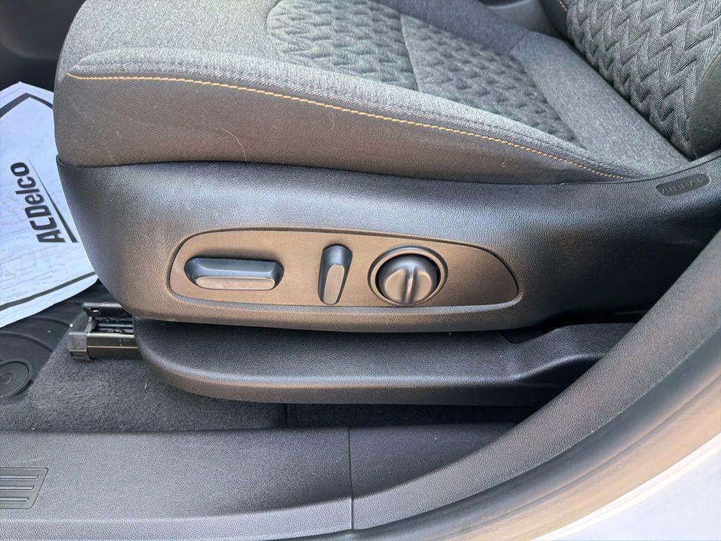 2022 Chevrolet Equinox LT - Photo 20