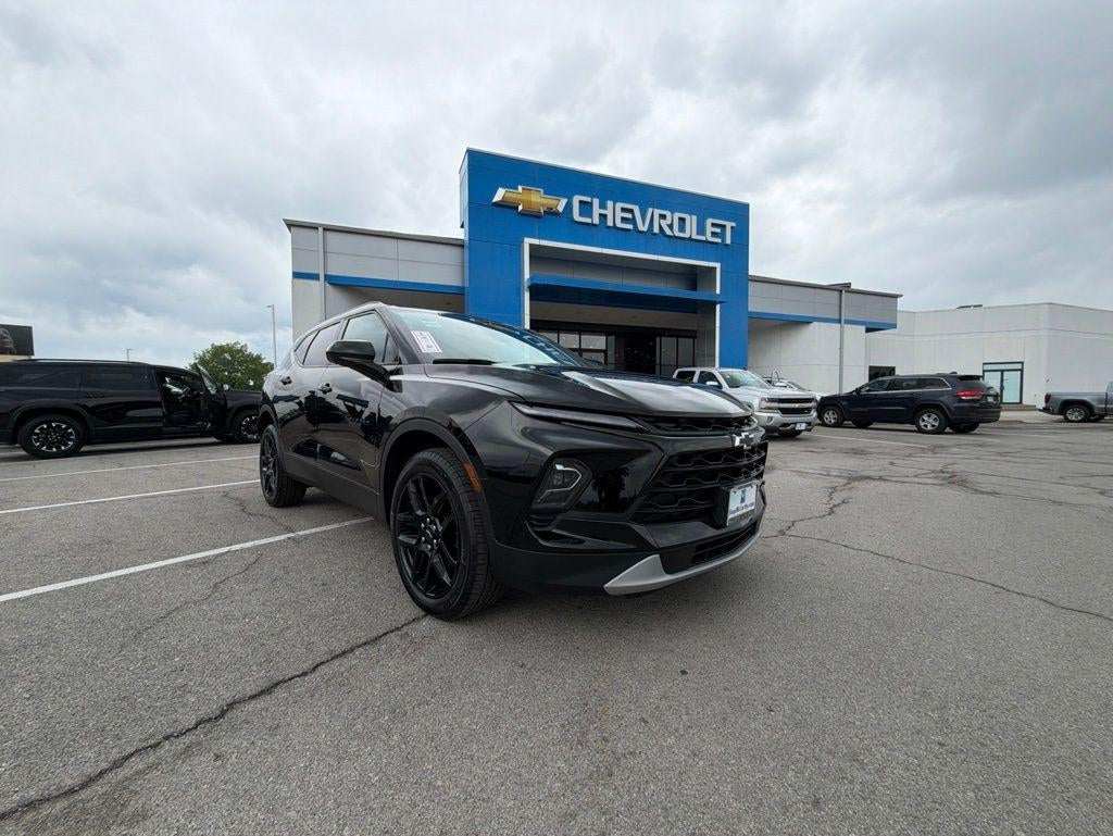 2023 Chevrolet Blazer 2.0T 2LT AWD's photo