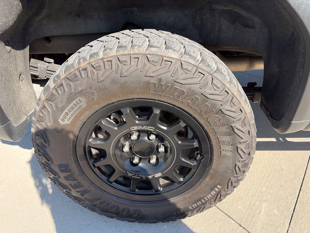 2023 GMC Sierra 1500 AT4X