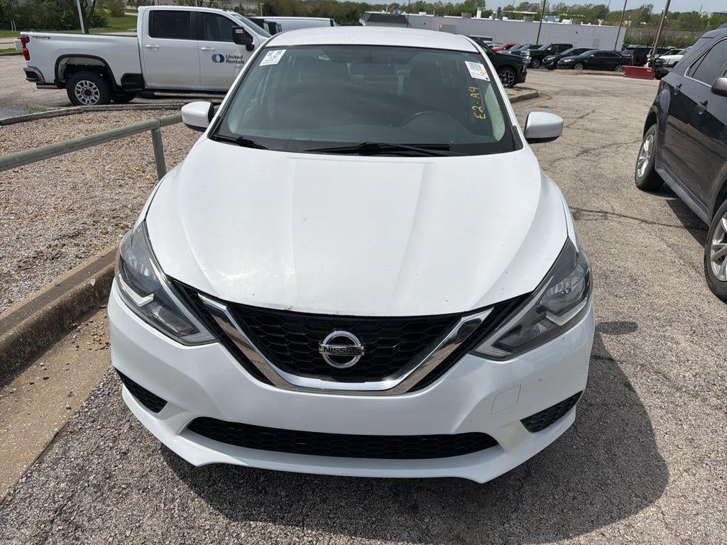 Used 2016 Nissan Sentra SV with VIN 3N1AB7AP2GL671138 for sale in Kansas City
