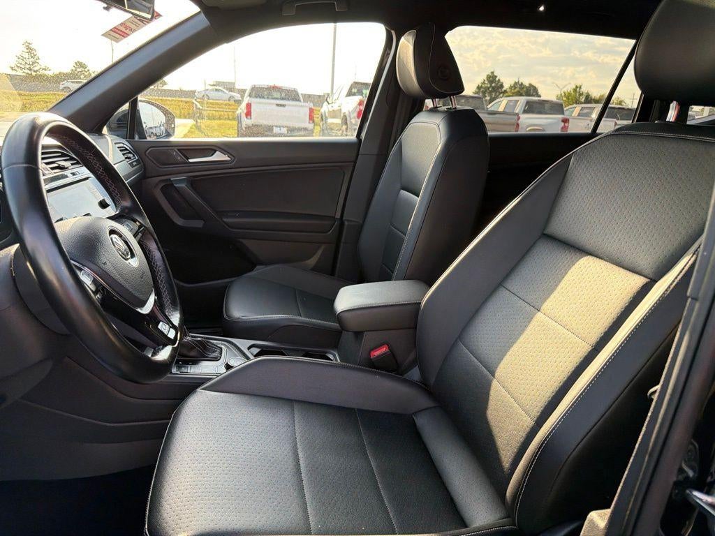 2021 Volkswagen Tiguan 2.0T SE R-Line Black