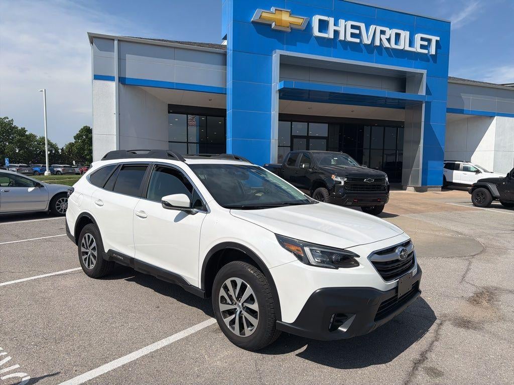 2022 Subaru Outback Premium's photo