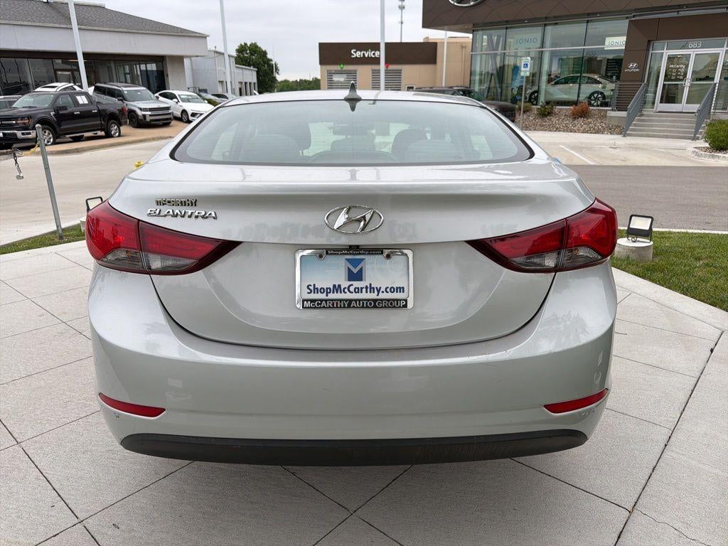 2015 Hyundai Elantra SE