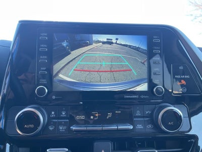 2022 Toyota HIGHLANDER LE