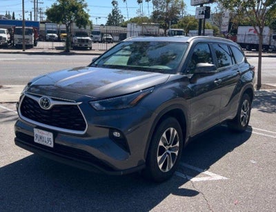 2025 TOYOTA TRU HIGHLANDER XLE
