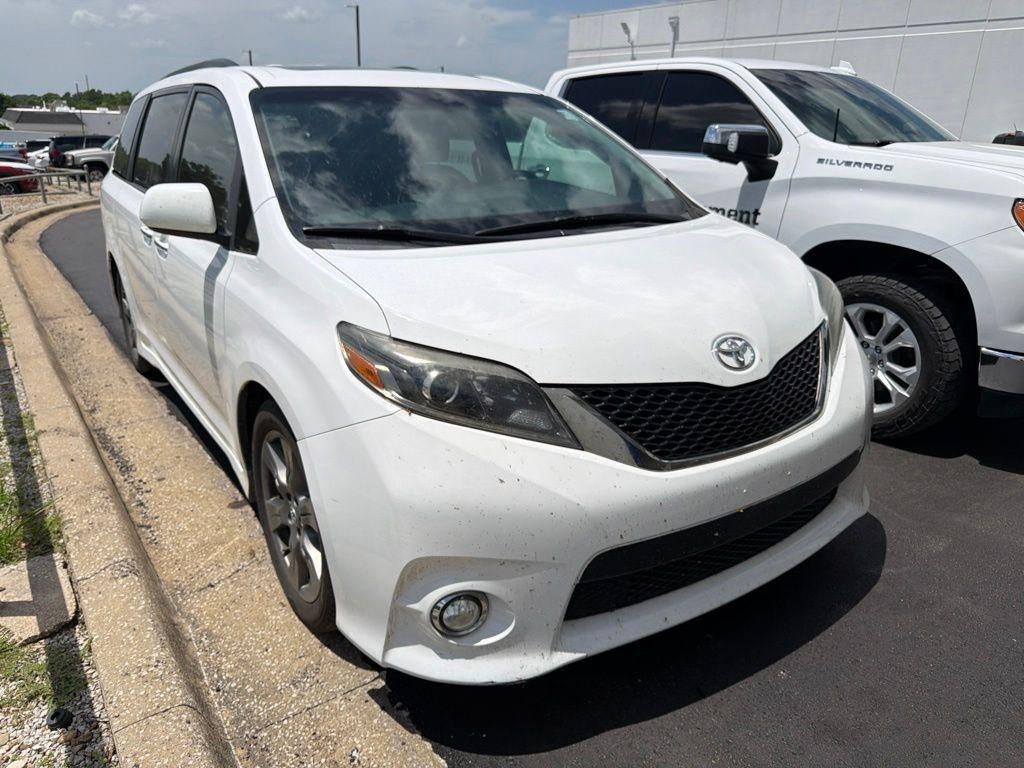 2017 Toyota Sienna SE Premium
