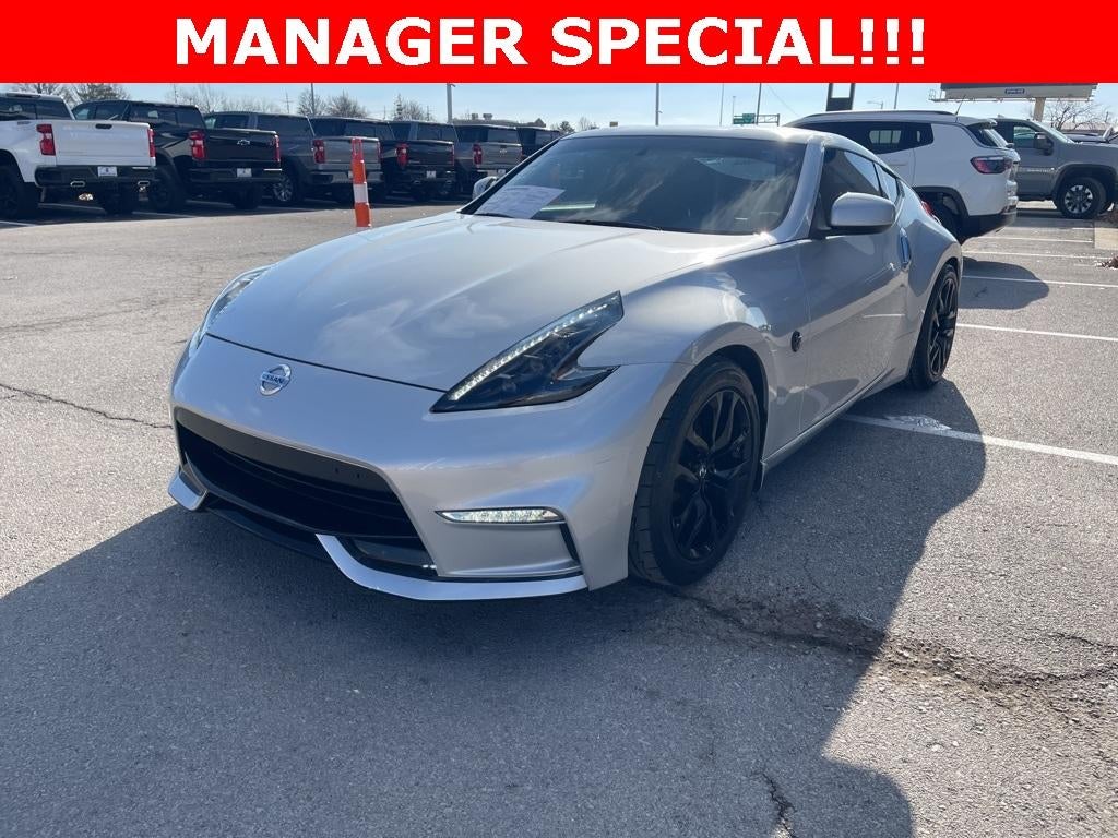 2017 Nissan 370Z Base