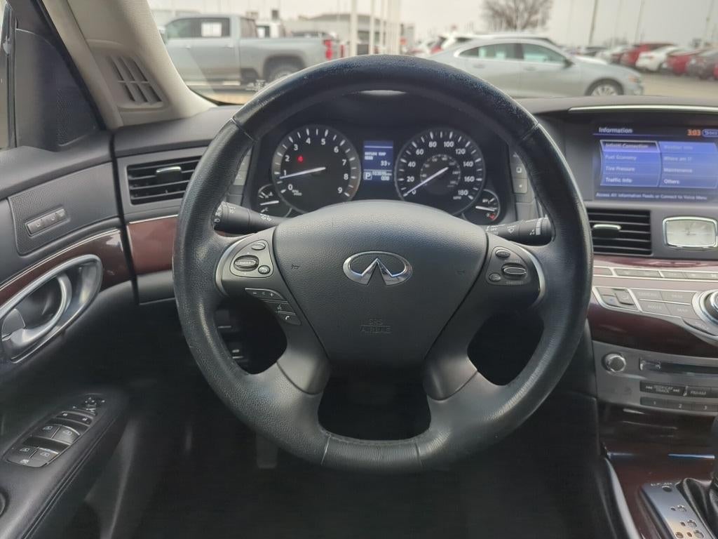 2016 INFINITI Q70L 3.7X