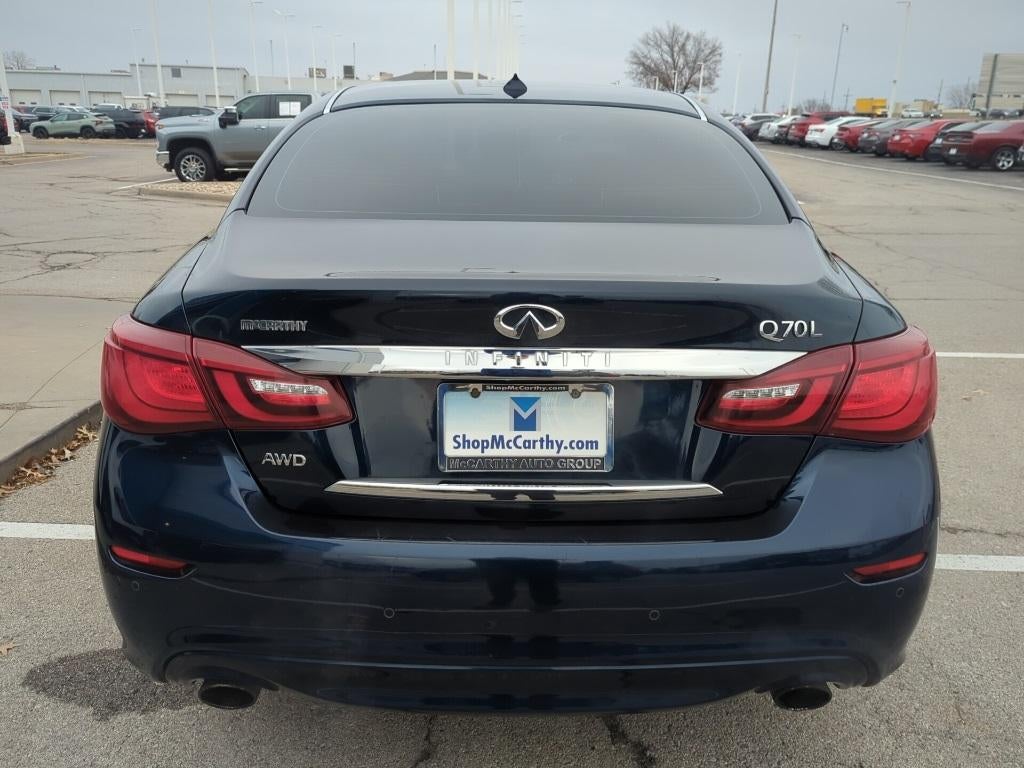 2016 INFINITI Q70L 3.7X