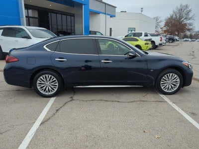 2016 INFINITI Q70L 3.7X