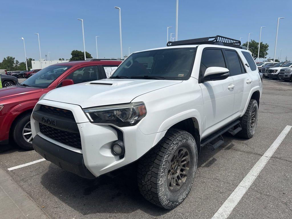 2018 Toyota 4Runner SR5 4x4 V6's photo