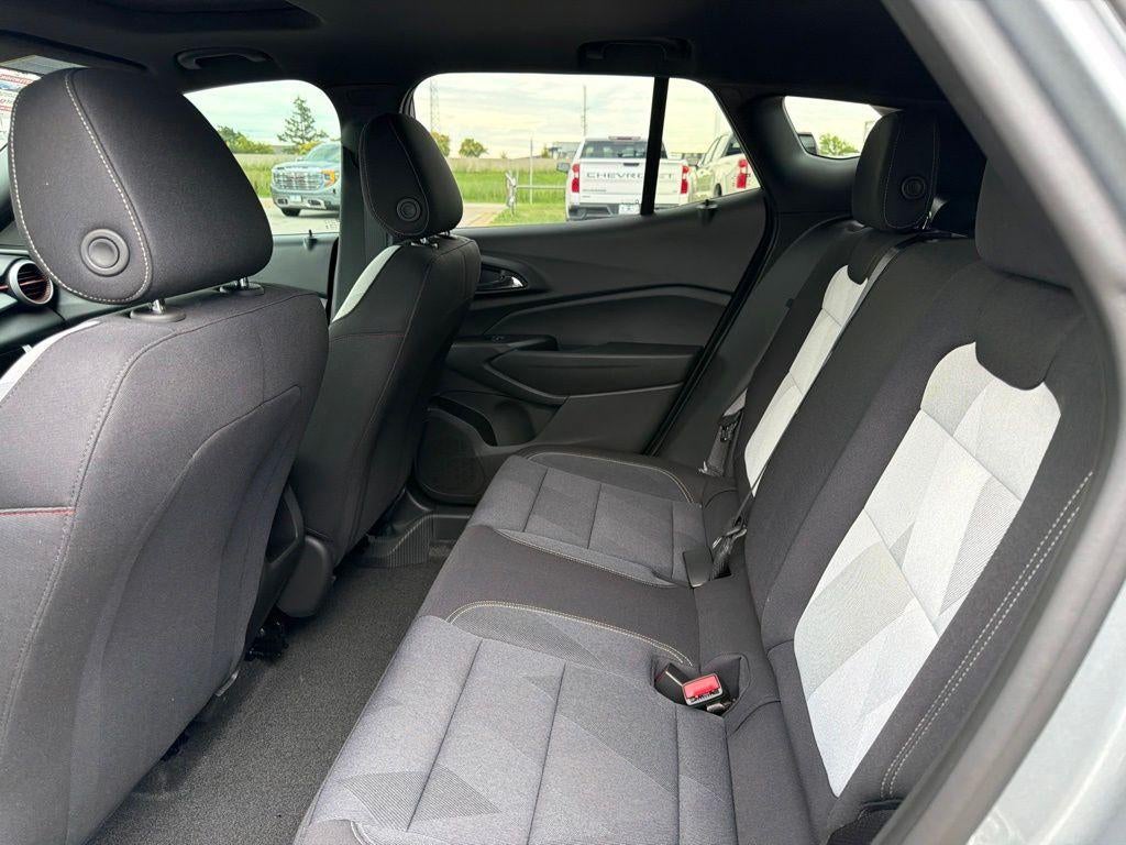2026 Chevrolet Trax RS - Photo 11