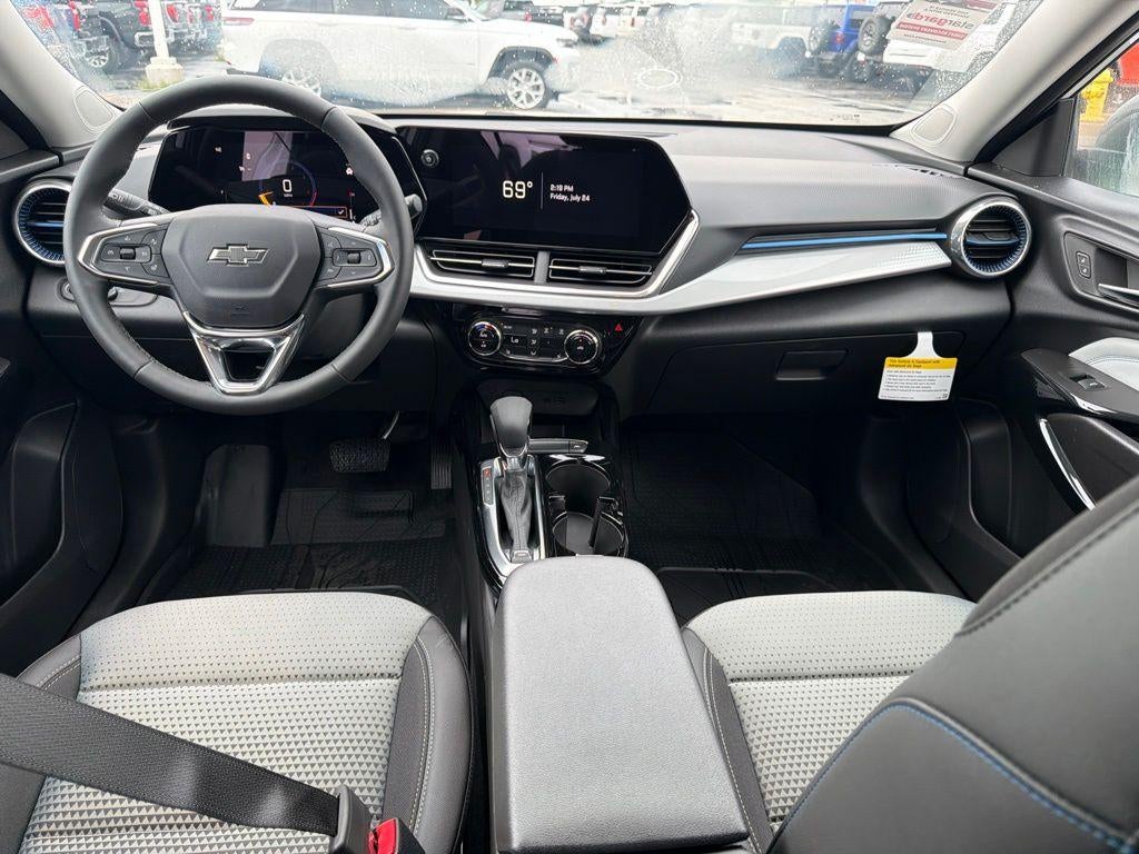 2026 Chevrolet Trax LT - Photo 16